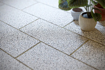 Steingot Тротуарная плитка Плита 600*300 Белый гранит (Bianco Nero) 100 мм